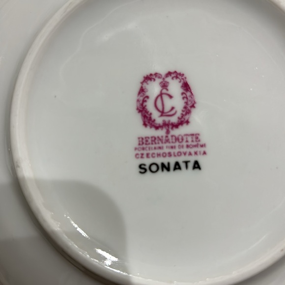 Vintage Bernadotte  Czechoslovakia Fine Porcelain  ‘SONATA’ Plates & Bowls - Picture 9 of 9